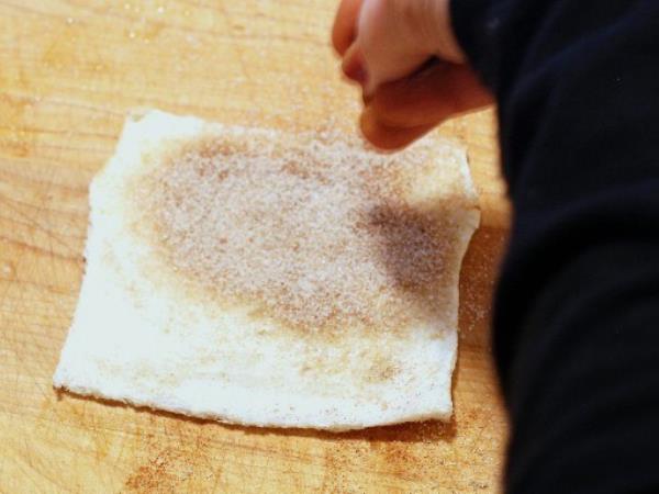 Izvrstne cimetove rolice iz 3 sestavin